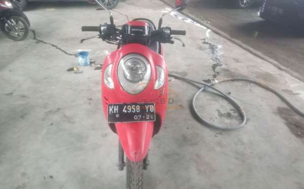 HONDA SCOOPY CW