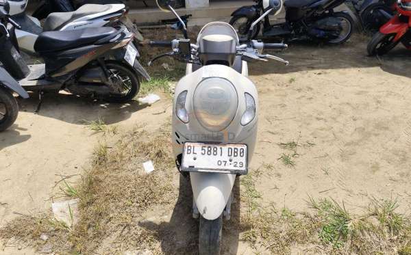 HONDA SCOOPY PRESTIGE