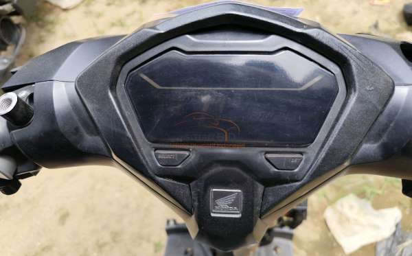 HONDA VARIO 125 ESP CBS ISS CW