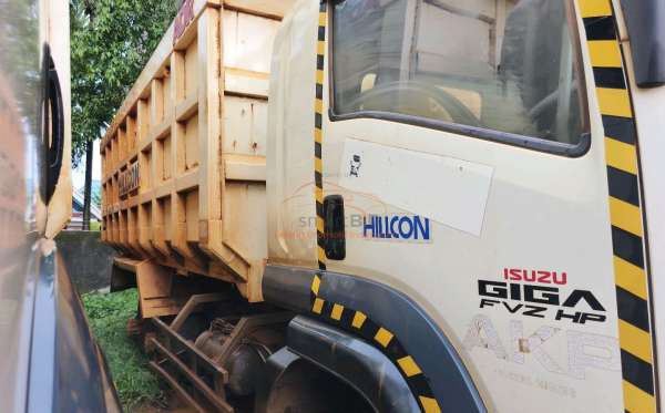 ISUZU  FVZ34 U
