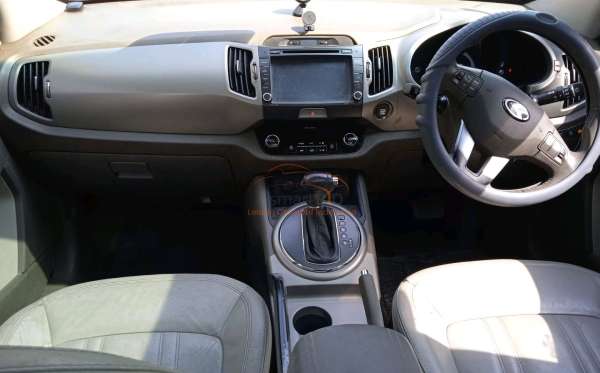 KIA SPORTAGE 20 EX AT
