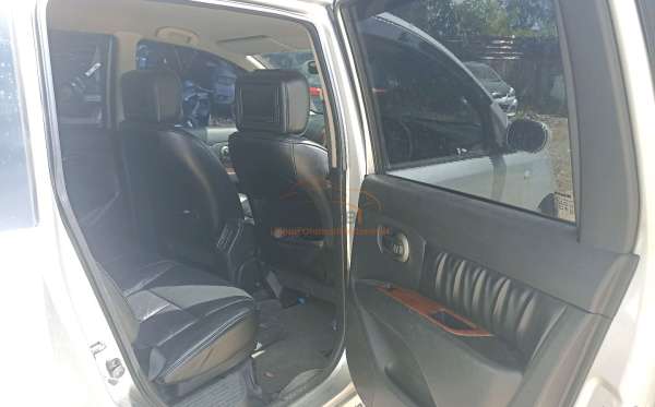 NISSAN GRAND LIVINA