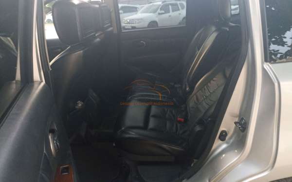 NISSAN GRAND LIVINA