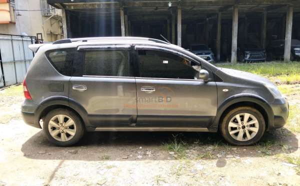 NISSAN LIVINA X-GEAR