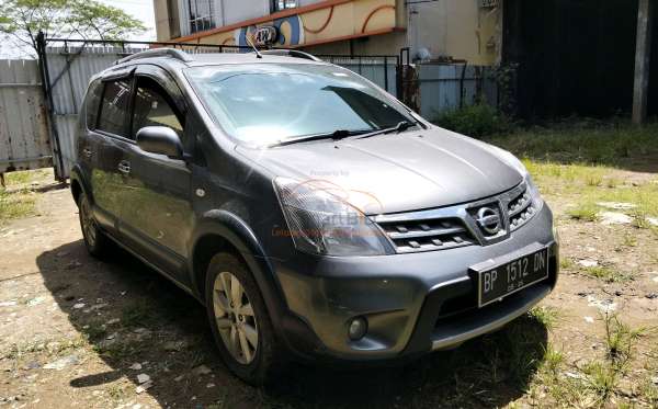 NISSAN LIVINA X-GEAR