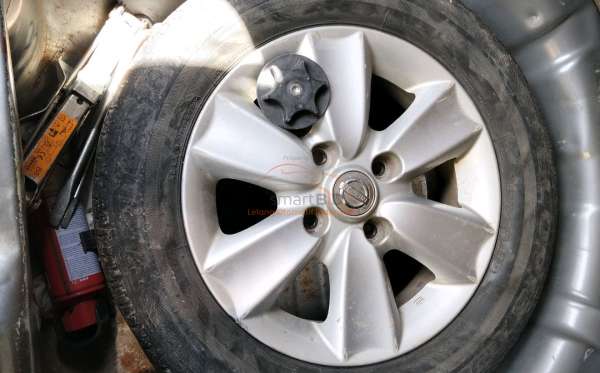 NISSAN LIVINA X-GEAR