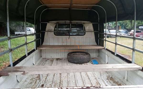 SUZUKI MEGA CARRY PU