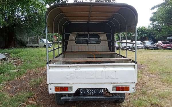 SUZUKI MEGA CARRY PU