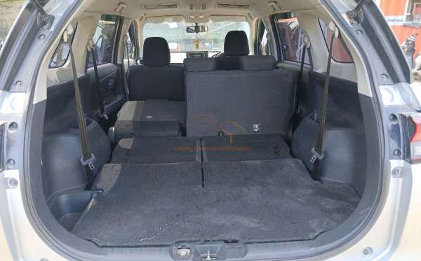 TOYOTA  AVANZA  G