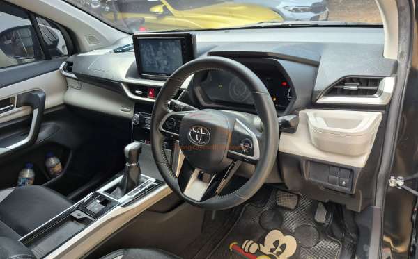 TOYOTA VELOZ 1.5 Q CVT