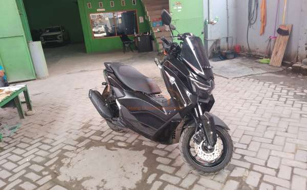 YAMAHA NMAX NEO