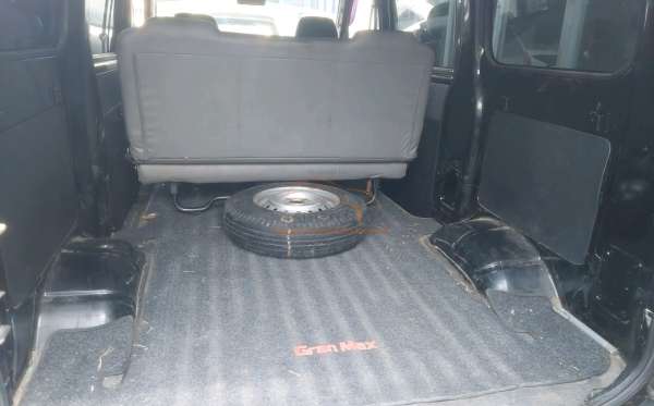 DAIHATSU GRAN MAX