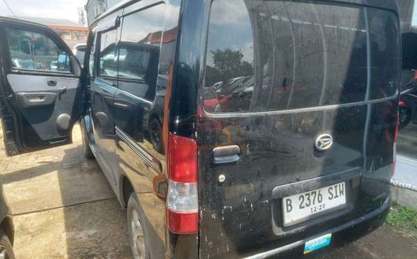 DAIHATSU GRAN MAX