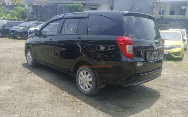 DAIHATSU  SIGRA  D