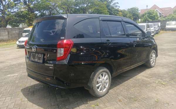 DAIHATSU  SIGRA  D