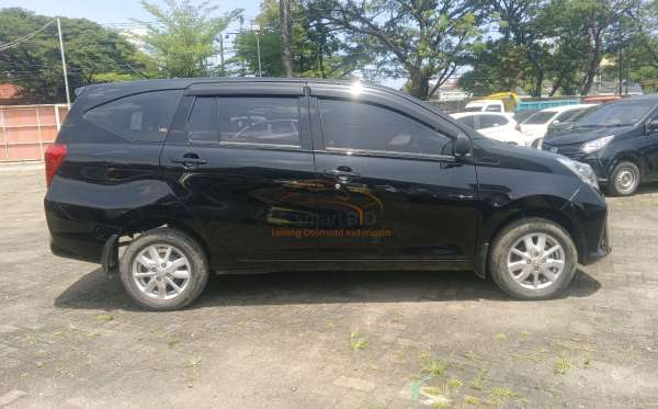 DAIHATSU  SIGRA  D