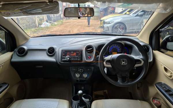 HONDA  MOBILIO  DD4 1.5E