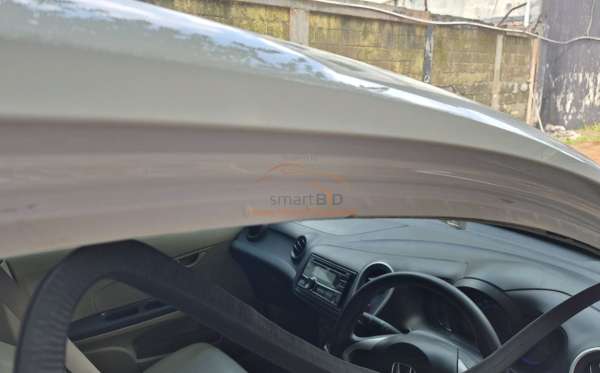 HONDA  MOBILIO  DD4 1.5E