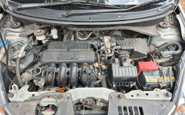 HONDA  MOBILIO  DD4 1.5E