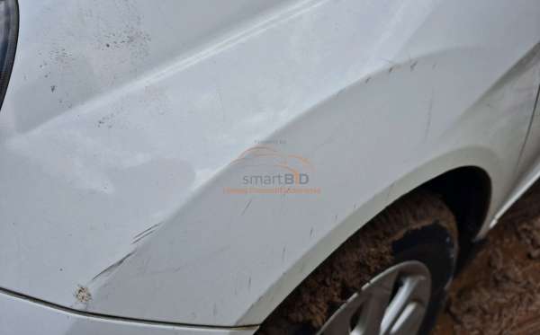 HONDA  MOBILIO  DD4 1.5E