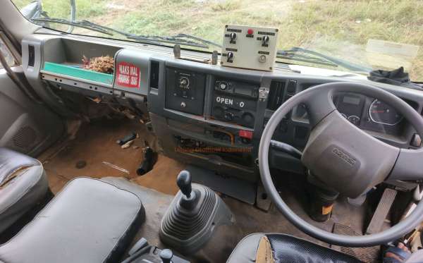 ISUZU  FVZ34 U