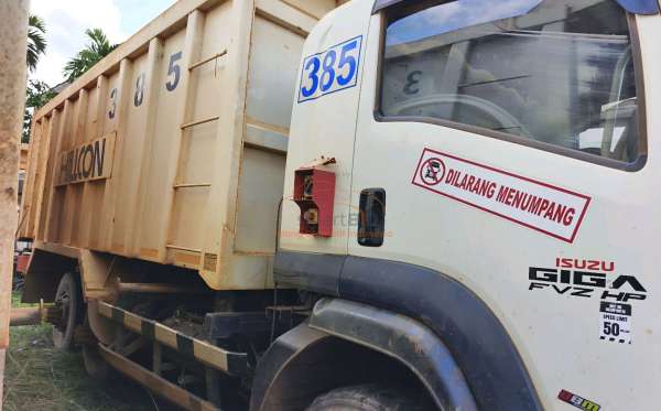 ISUZU  FVZ34 U