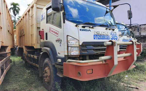ISUZU  FVZ34 U