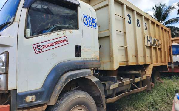 ISUZU  FVZ34 U