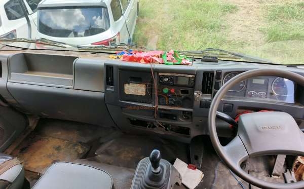 ISUZU  FVZ34 U