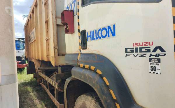 ISUZU  FVZ34 U