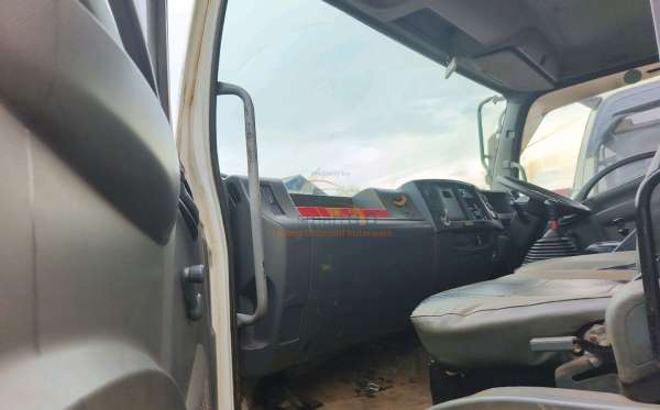 ISUZU  FVZ34 U