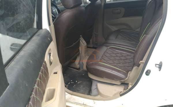 NISSAN GRAND LIVINA SV 1.5