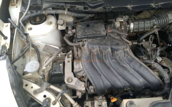 NISSAN GRAND LIVINA SV 1.5