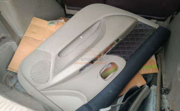 NISSAN GRAND LIVINA SV 1.5