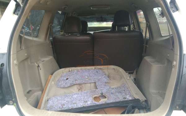 NISSAN GRAND LIVINA SV 1.5