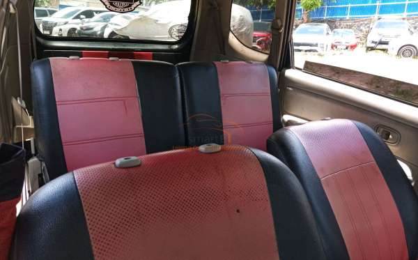 TOYOTA AVANZA