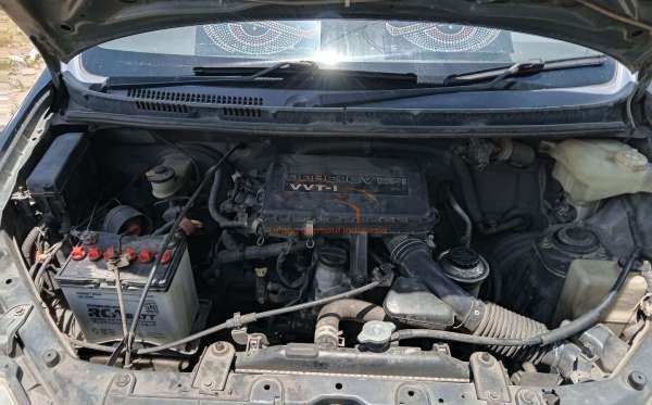 TOYOTA AVANZA