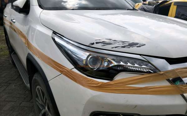 TOYOTA FORTUNER 2.7 SRZ