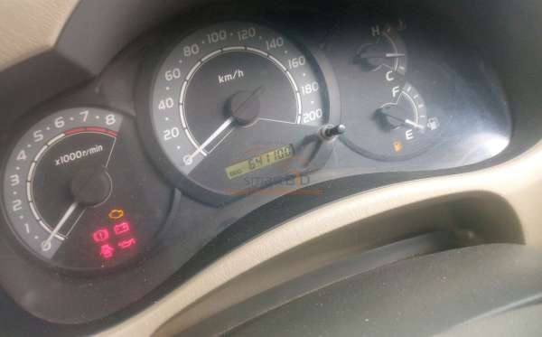 TOYOTA INNOVA G