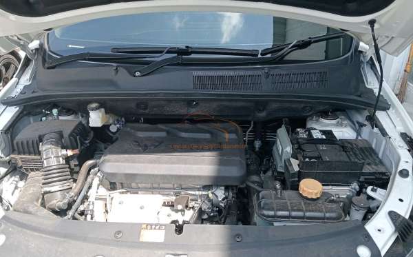 WULING CORTEZ 1.5ST LUX CVT