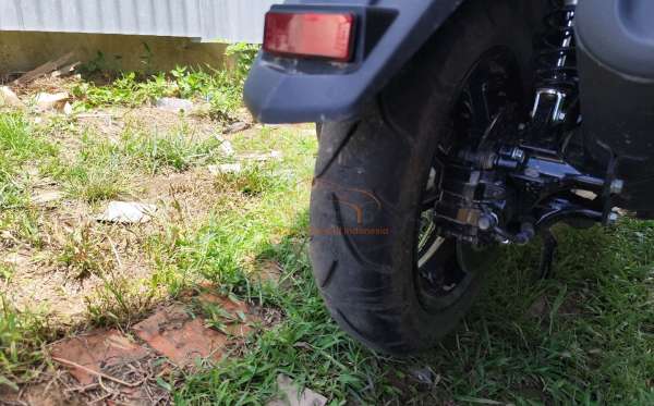 YAMAHA  NMAX