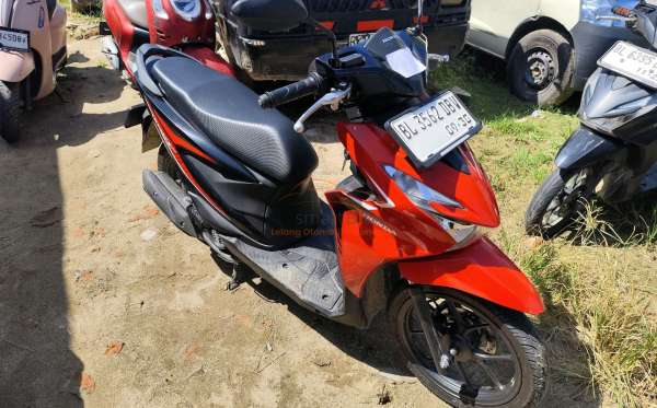 HONDA  BEAT