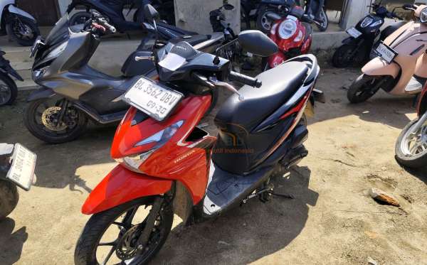 HONDA  BEAT