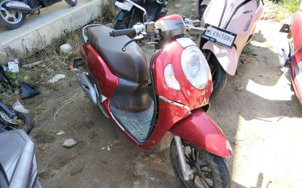 HONDA SCOOPY PRESTIGE