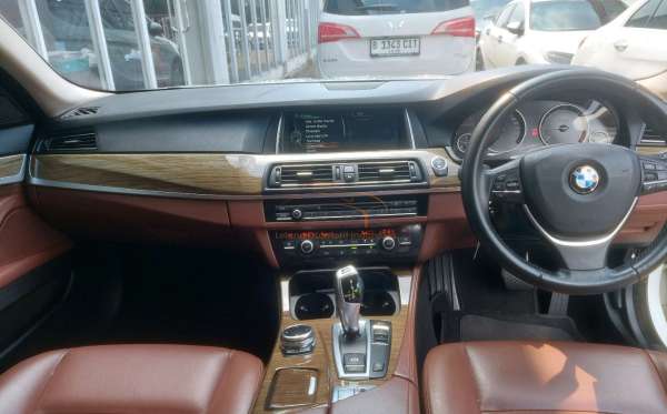 BMW 520D CKD AT