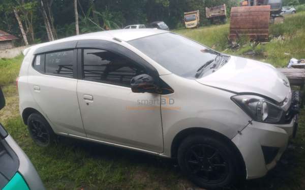 DAIHATSU AYLA