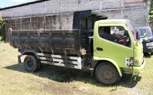 HINO DUTRO