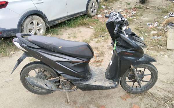 HONDA  BEAT