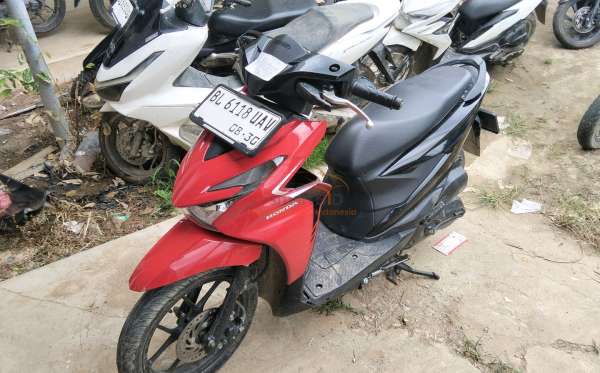 HONDA  BEAT