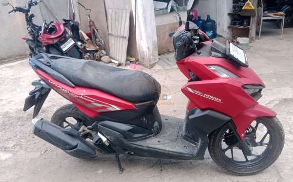 HONDA  VARIO 160